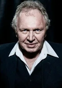 영화배우인 하이몬 마리아 부팅거의 대표 이미지