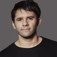 영화배우인 마리오 오르톤의 대표 이미지