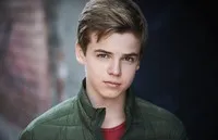 영화배우인 샘 애쉬 아놀드의 대표 이미지