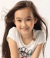 가수인 시넬 심슨의 대표 이미지