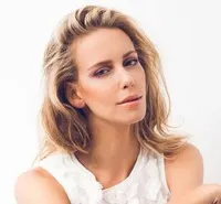 영화배우인 멜라니 생 피에르의 대표 이미지