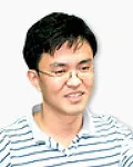 학원강사인 김덕근의 대표 이미지
