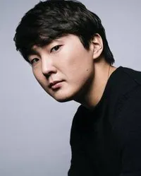 피아노연주가인 조성진의 대표 이미지