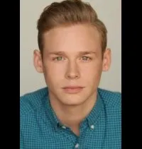 영화배우인 콜 도먼의 대표 이미지