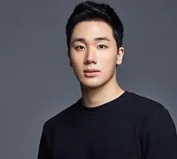 영화배우인 이서준의 대표 이미지