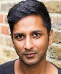 영화배우인 탄마이 다나니아의 대표 이미지