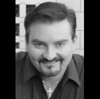 영화배우인 브라이언 오할로란의 대표 이미지