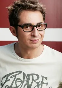 영화배우인 베르토 로메로의 대표 이미지