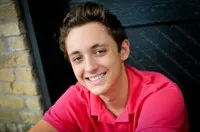 영화배우인 빈센트 지오바놀리의 대표 이미지