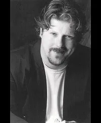 성우인 존 디마지오의 대표 이미지