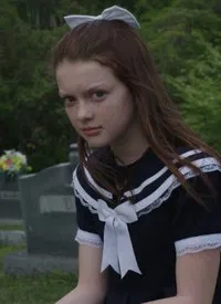 영화배우인 에밀리 냅의 대표 이미지