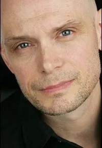 영화배우인 폴 C. 켈리의 대표 이미지