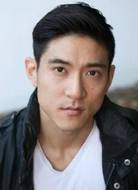 영화배우인 조슈아 창의 대표 이미지