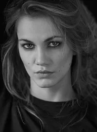 영화배우인 마르고 방이용의 대표 이미지