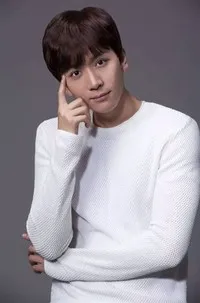 영화배우인 강문헌의 대표 이미지