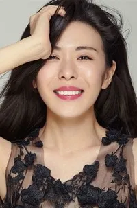 영화배우인 이배뢰의 대표 이미지