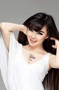 영화배우인 사용아의 대표 이미지