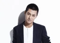 영화배우인 초언박의 대표 이미지