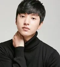 뮤지컬배우인 정휘의 대표 이미지