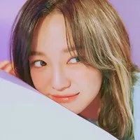 가수인 김세정의 대표 이미지
