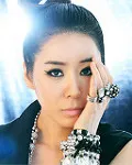 가수인 오윤혜의 대표 이미지