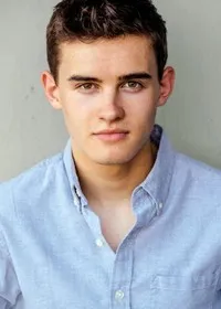 영화배우인 마이클 존스턴의 대표 이미지