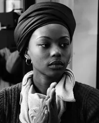 영화배우인 티시위 지큐부의 대표 이미지