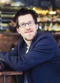 영화배우인 아담 페케테의 대표 이미지