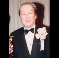 배우인 치아키 미노루의 대표 이미지