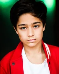 영화배우인 가브리엘 시니어의 대표 이미지