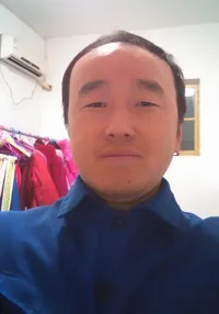 영화배우인 원문천의 대표 이미지