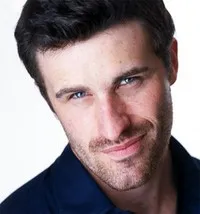 영화배우인 로스 크레인의 대표 이미지