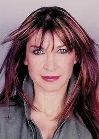 영화배우인 신시아 로스록의 대표 이미지