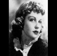 배우, 음악인 베티 필드의 대표 이미지