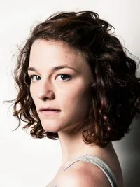 영화배우인 발레리 파흐너의 대표 이미지