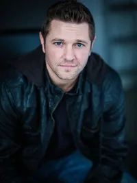 영화배우인 타일러 블레이크 스미스의 대표 이미지