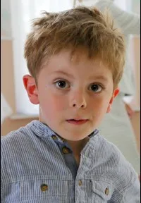 영화배우인 페터 부다크의 대표 이미지