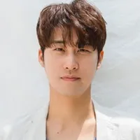 뮤지컬배우인 김지철의 대표 이미지