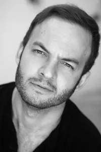 영화배우인 프란시스코 콘데의 대표 이미지