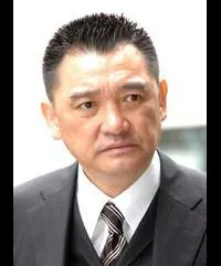 배우인 하기와라 켄이치의 대표 이미지