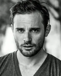 영화배우인 프랑수아 푸롱의 대표 이미지