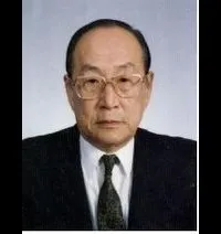 영화감독인 최훈의 대표 이미지