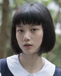 영화배우인 원례림의 대표 이미지