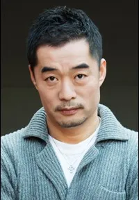 영화배우인 신성훈의 대표 이미지