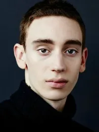 영화배우인 테오도르 펠르랭의 대표 이미지