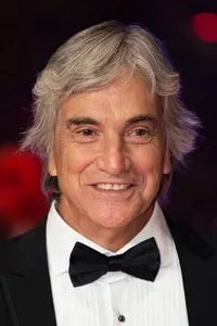 영화배우인 프란시스코 레예스의 대표 이미지