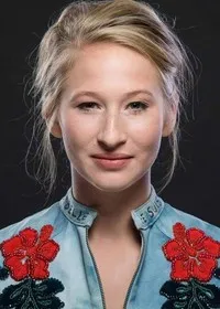 영화배우인 레커 텐키의 대표 이미지