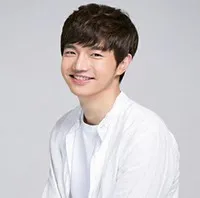 영화배우인 편지성의 대표 이미지