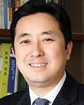 변호사, (전직)검사인 조근호의 대표 이미지