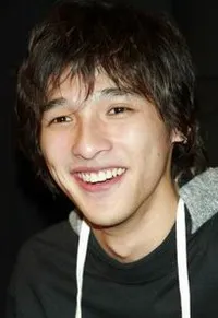 배우인 황우남의 대표 이미지